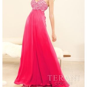 Terani Couture Prom wedding formal Strapless fusia dress size 10